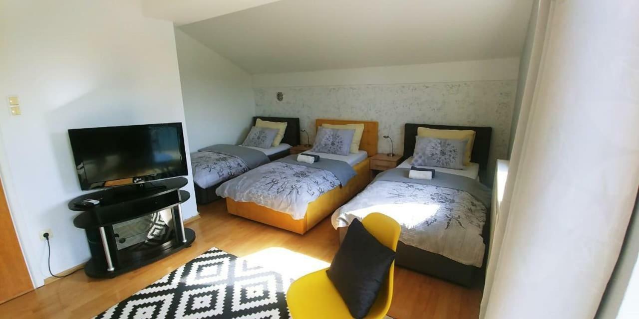 Guesthouse Una 1 Bihać Buitenkant foto